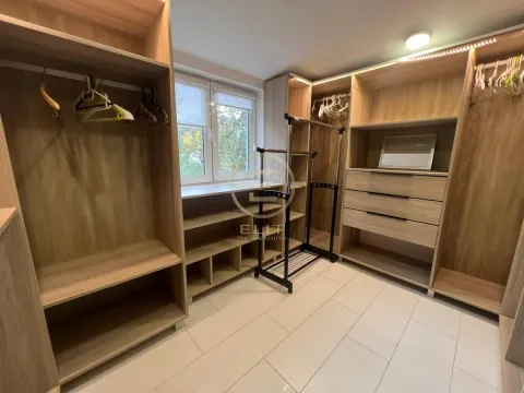 Izdavanje, četvorosoban stan, 189m², Spens, Novi Sad Sve Podlokacije - image 23