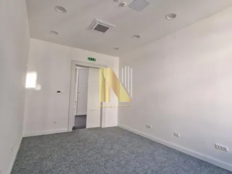 Izdavanje, poslovni prostor, 430m², Centar, Novi Sad - image 5