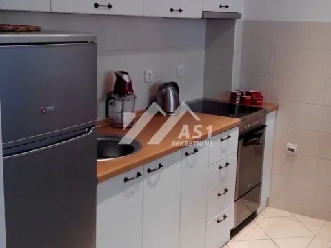 Rent, one bedroom apartment, 33m², Bulevar Oslobodjenja, Novi Sad Sve Podlokacije - image 8