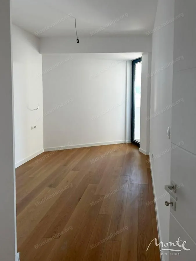 Sale, one bedroom apartment, 54m², Bečići, Budva
