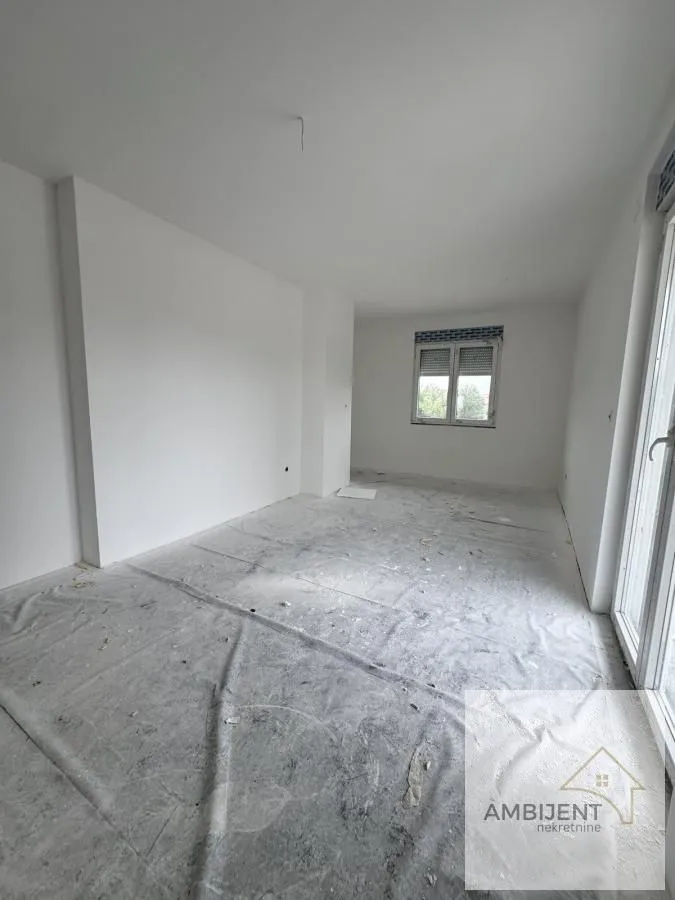 Prodaja, dvosoban stan, 53m², Novi Banovci, Stara Pazova