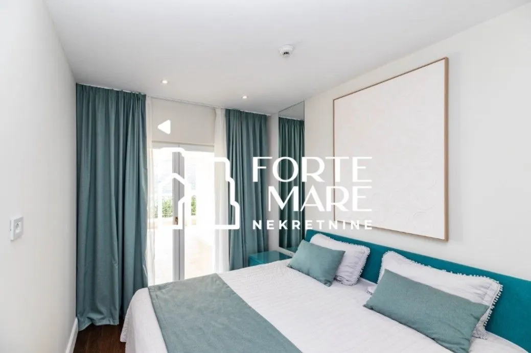 Prodaja, trosoban stan, 179m², Đenovići, Herceg Novi