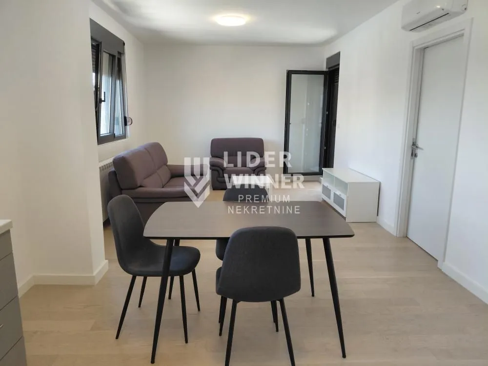 Rent, two bedroom apartment, 55m², Čukarica, Beograd