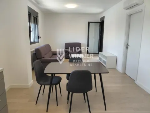 Rent, two bedroom apartment, 55m², Čukarica, Beograd - image 1