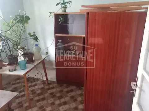 Prodaja, kuća, 178m², Verušić, Subotica - image 14