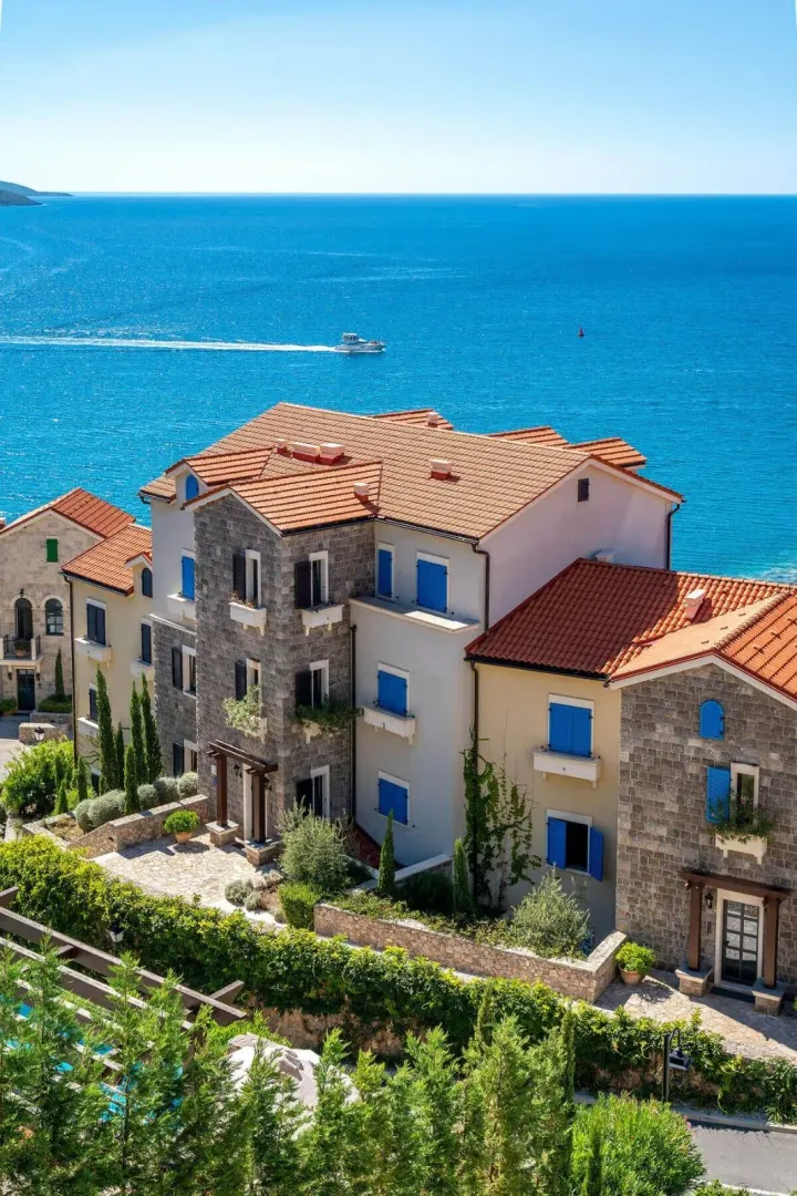 Prodaja, jednosoban stan, 56m², Luštica Bay, Tivat