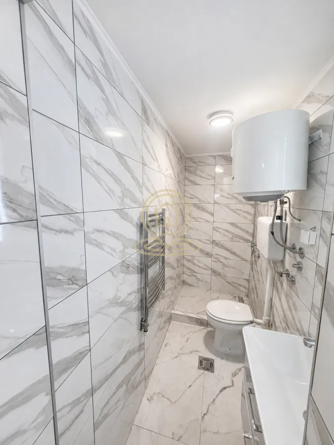 Prodaja, jednosoban stan, 33m², Centar, Novi Sad