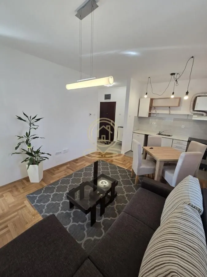 Prodaja, jednosoban stan, 37m², Novo naselje, Novi Sad