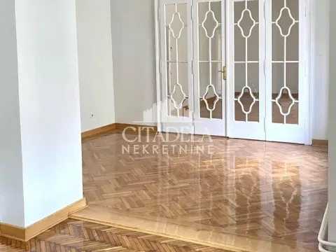 Rent, apartment, 239m², Stari Grad, Beograd - image 5