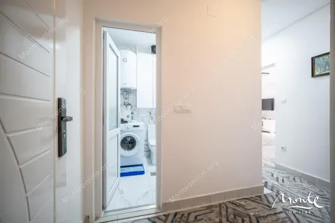 Prodaja, jednosoban stan, 48m², Dobrota, Kotor - image 18