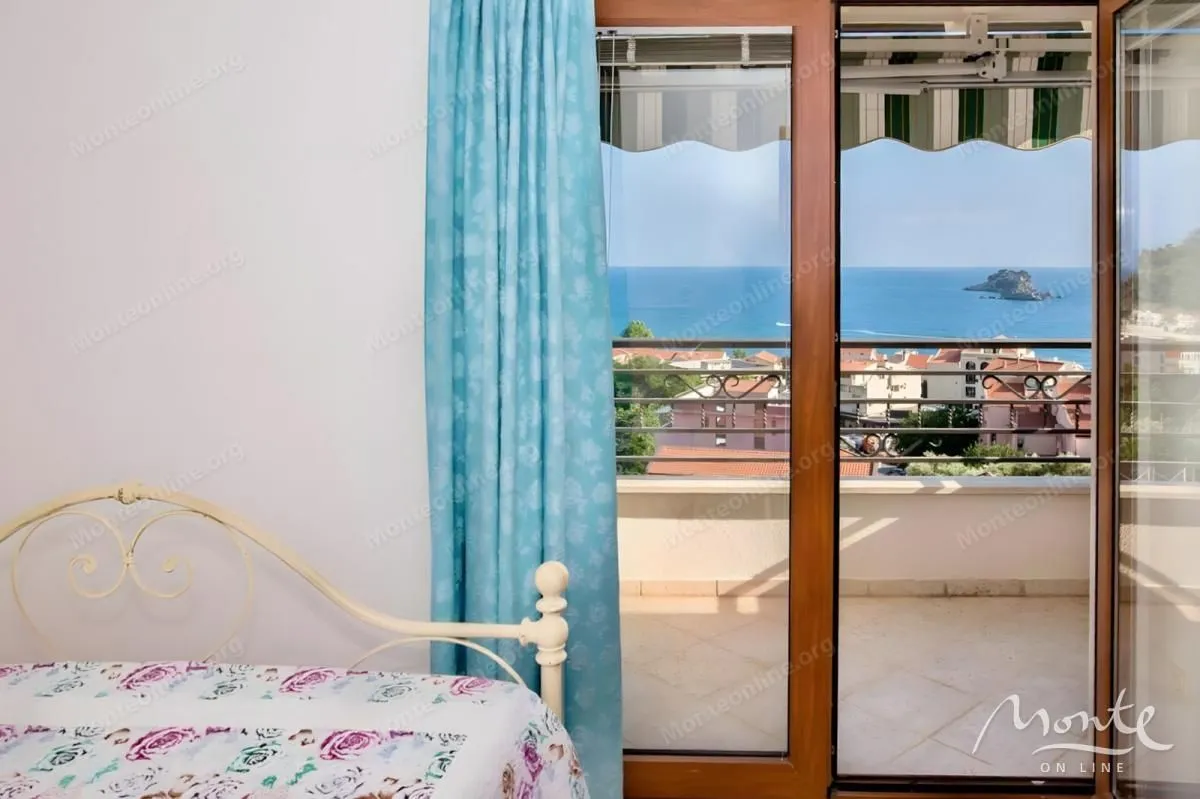 Sale, one bedroom apartment, 65m², Petrovac, Budva