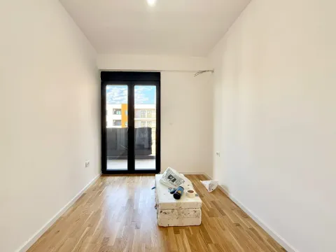 Prodaja, dvosoban stan, 65m², Stari Aerodrom, Podgorica - image 9