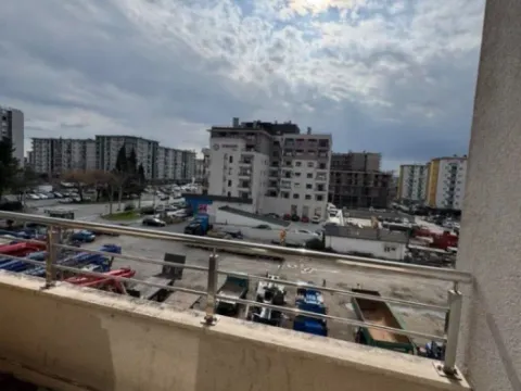 Prodaja, trosoban stan, 92m², Tuški Put, Podgorica - image 9