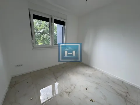 Prodaja, dvosoban stan, 60m², Centar, Ćuprija - image 7