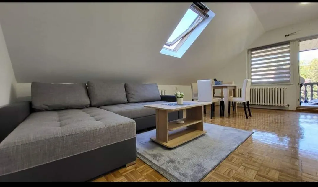Izdavanje, trosoban stan, 80m², Detelinara, Novi Sad Sve Podlokacije