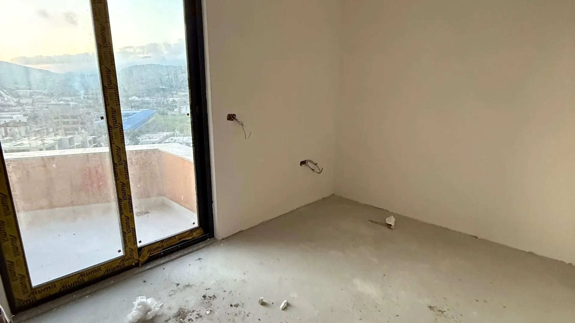 Prodaja, jednosoban stan, 41m², Centar, Ulcinj