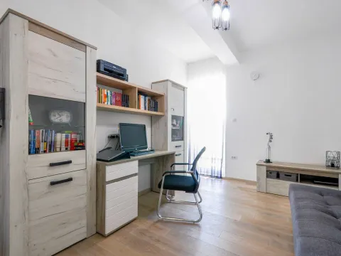 Prodaja, kuća, 20m², Donja Lastva, Tivat - image 25