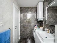 Rent, one bedroom apartment, 50m², Tološi, Podgorica - image 14