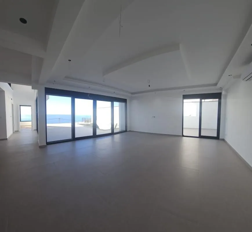 Prodaja, kuća, 250m², Utjeha, Ulcinj