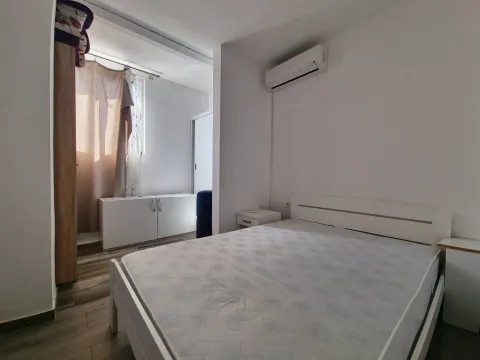 Rent, one bedroom apartment, 42m², Budva, Crna Gora - image 4