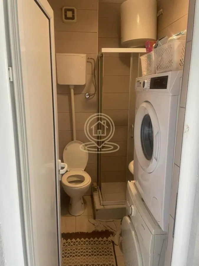 Izdavanje, dvosoban stan, 37m², Bogoslovija, Palilula Sve Podlokacije