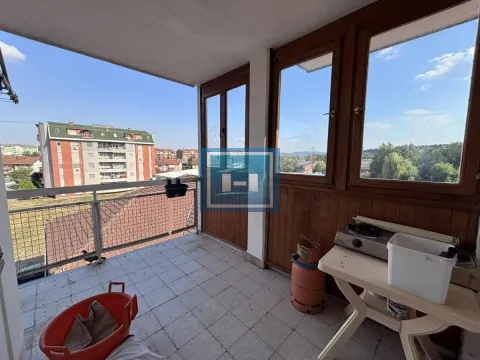 Prodaja, trosoban stan, 75m², Strelište, Jagodina - image 11