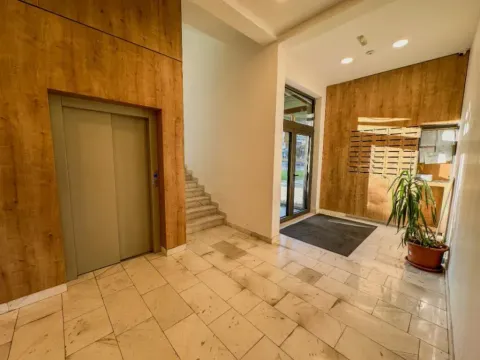 Izdavanje, jednosoban stan, 48m², Vezirov Most, Podgorica - image 8