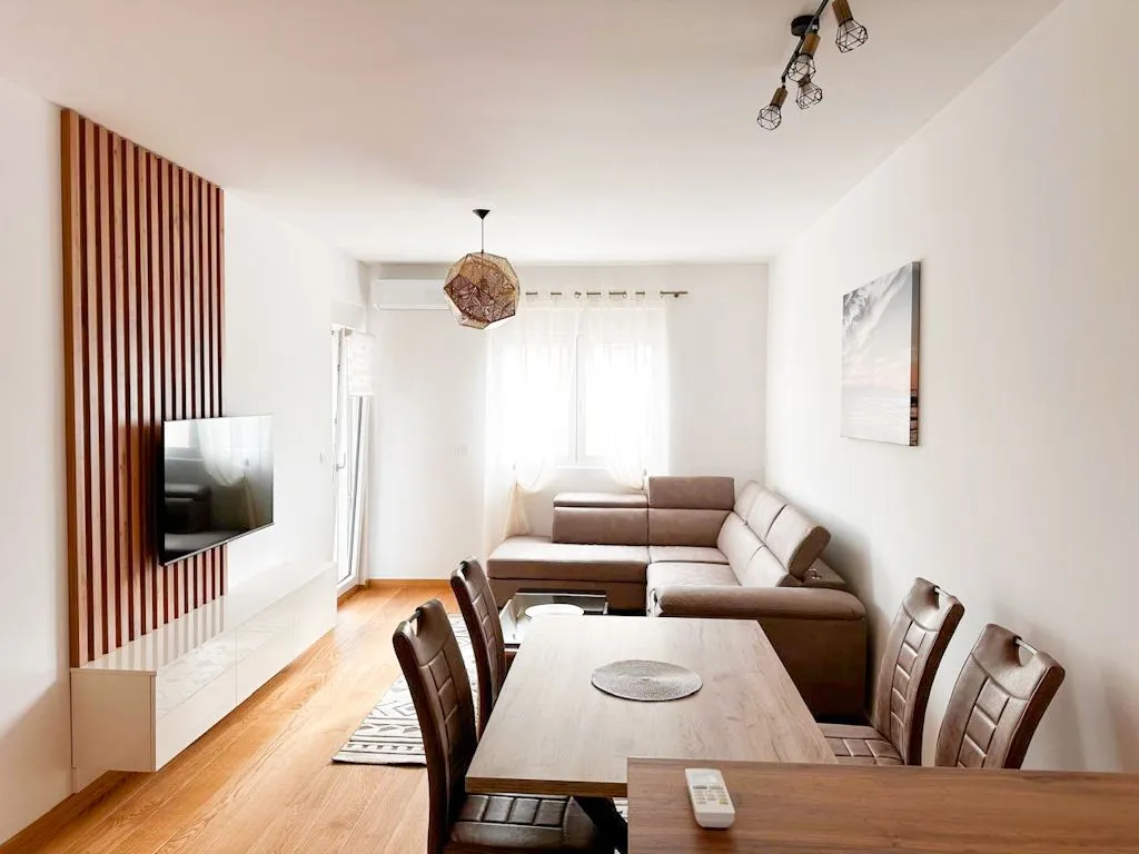Izdavanje, jednosoban stan, 45m², City Kvart, Podgorica