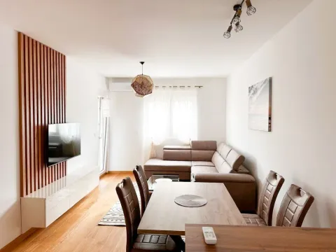 Rent, one bedroom apartment, 45m², City Kvart, Podgorica - image 2