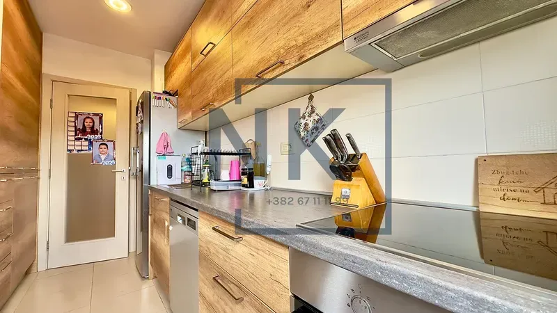 Prodaja, trosoban stan, 78m², Stari Aerodrom, Podgorica