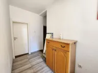 Izdavanje, trosoban stan, 120m2, Burtaiši, Bar