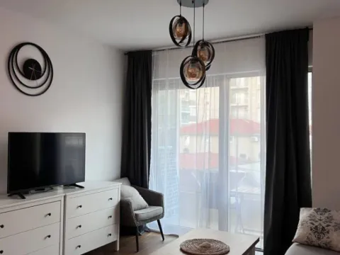 Izdavanje, dvosoban stan, 65m², Centar, Budva - image 5