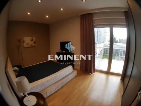 Izdavanje, trosoban stan, 126m², Vukov Spomenik, Zvezdara Sve Podlokacije - image 8