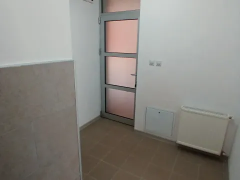 Izdavanje, jednosoban stan, 30m², Medijana, Niš - image 11