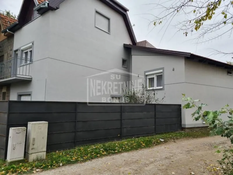Prodaja, kuća, 150m², Makova Sedmica, Subotica