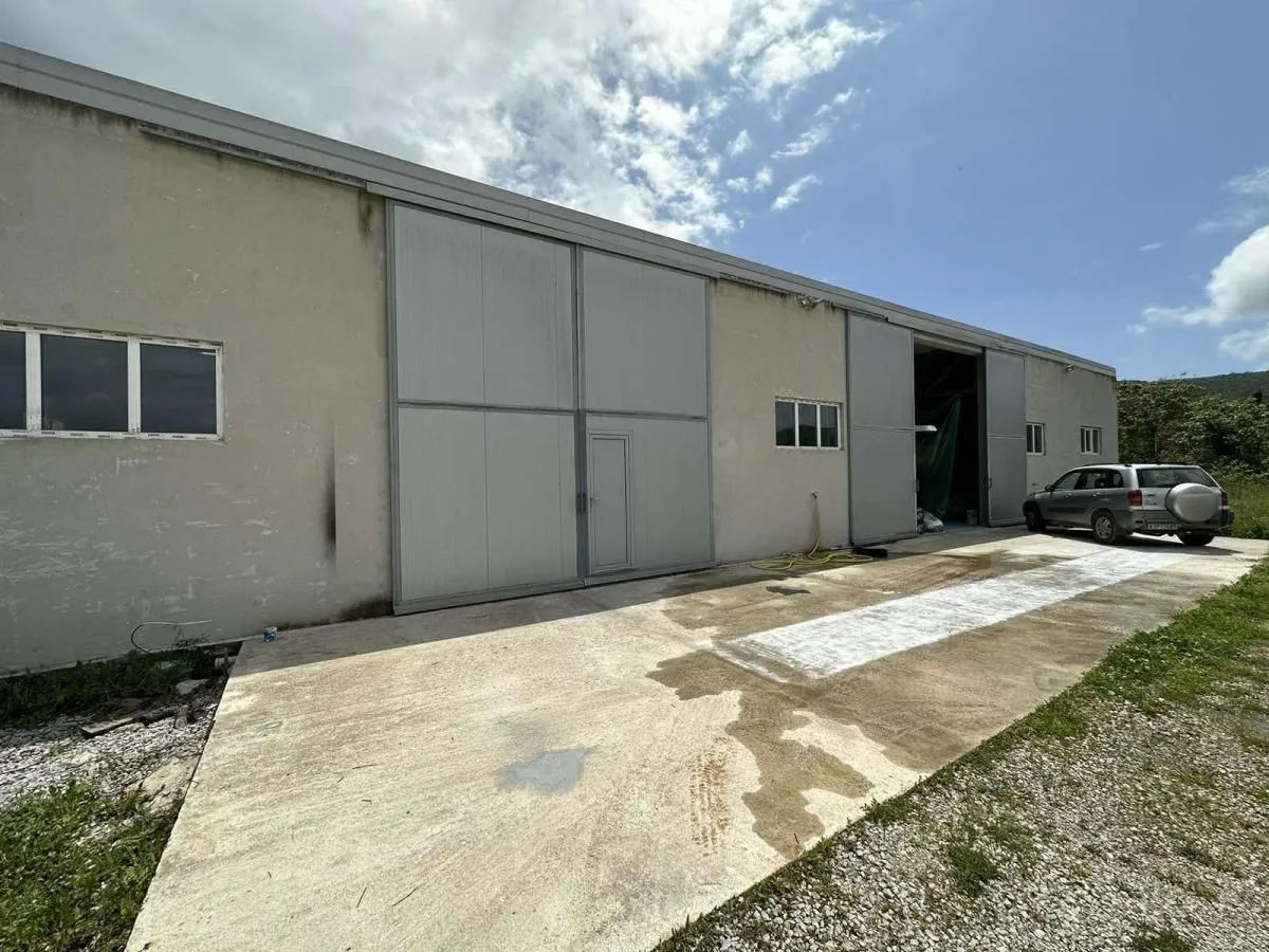 Rent, office space, 450m², Kotor, Crna Gora