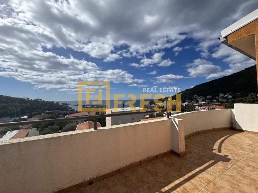 Prodaja, četvorosoban stan, 173m², Petrovac, Budva