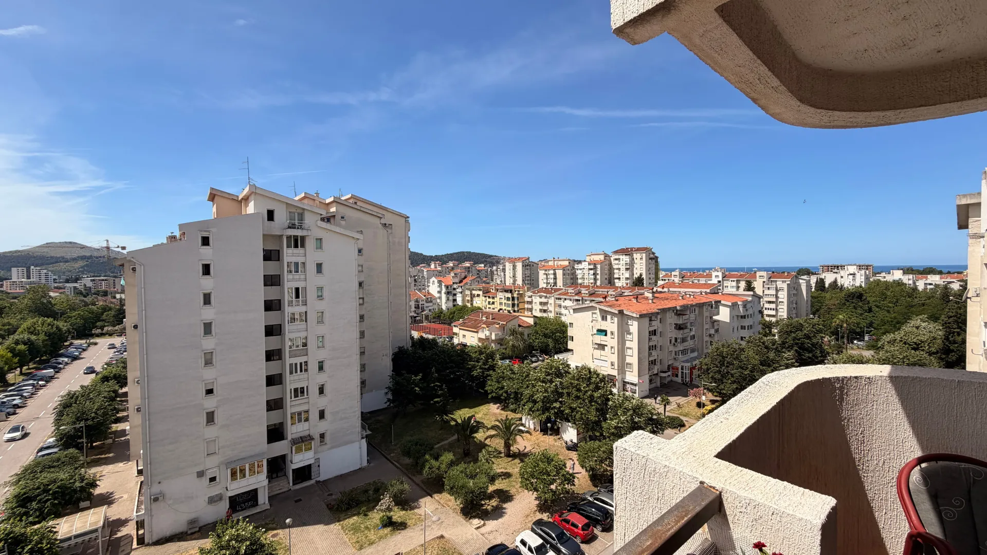 Prodaja, dvosoban stan, 83m², Makedonsko naselje, Bar