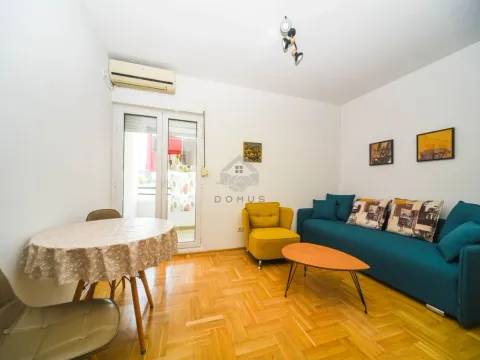 Izdavanje, stan, 25m², Vezirov Most, Podgorica - image 2
