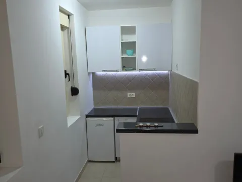Izdavanje, jednosoban stan, 30m², Zabjelo, Podgorica - image 8