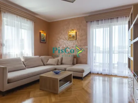 Izdavanje, dvosoban stan, 88m², City Kvart, Podgorica - image 9