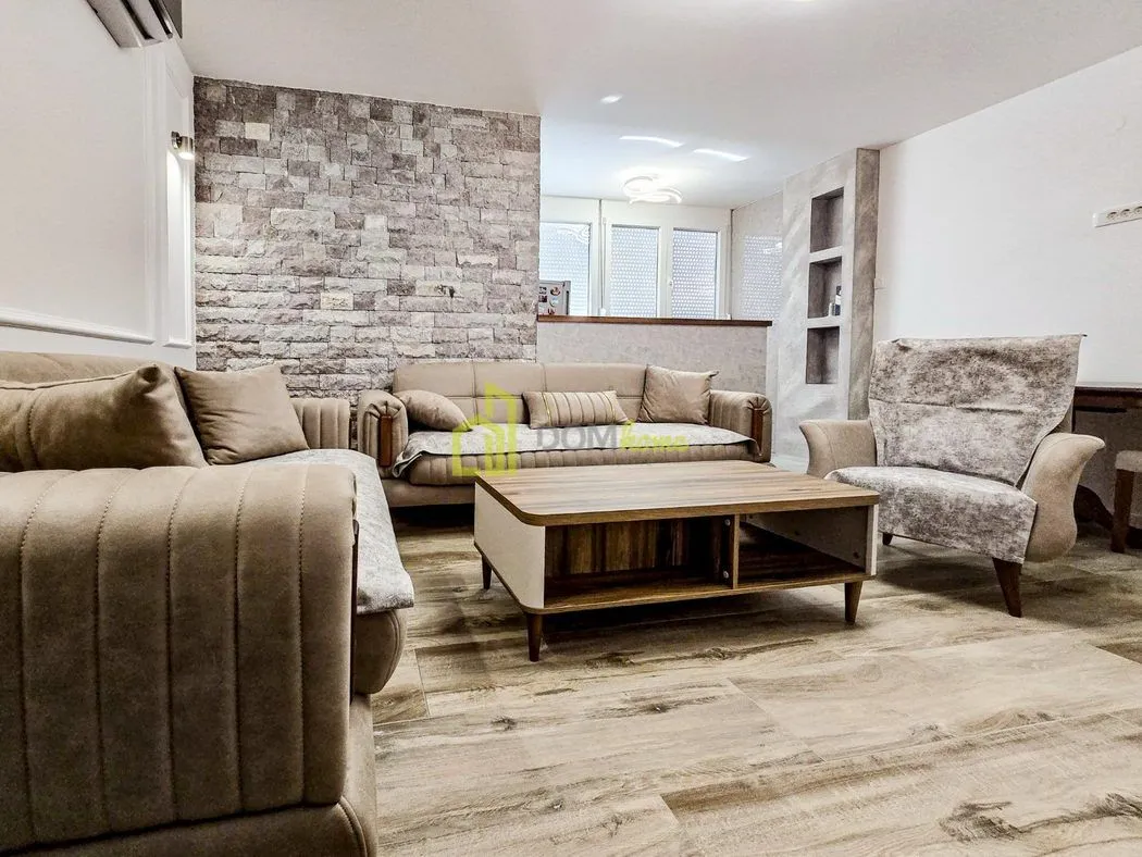 Prodaja, trosoban stan, 74m², Pobrežje, Podgorica