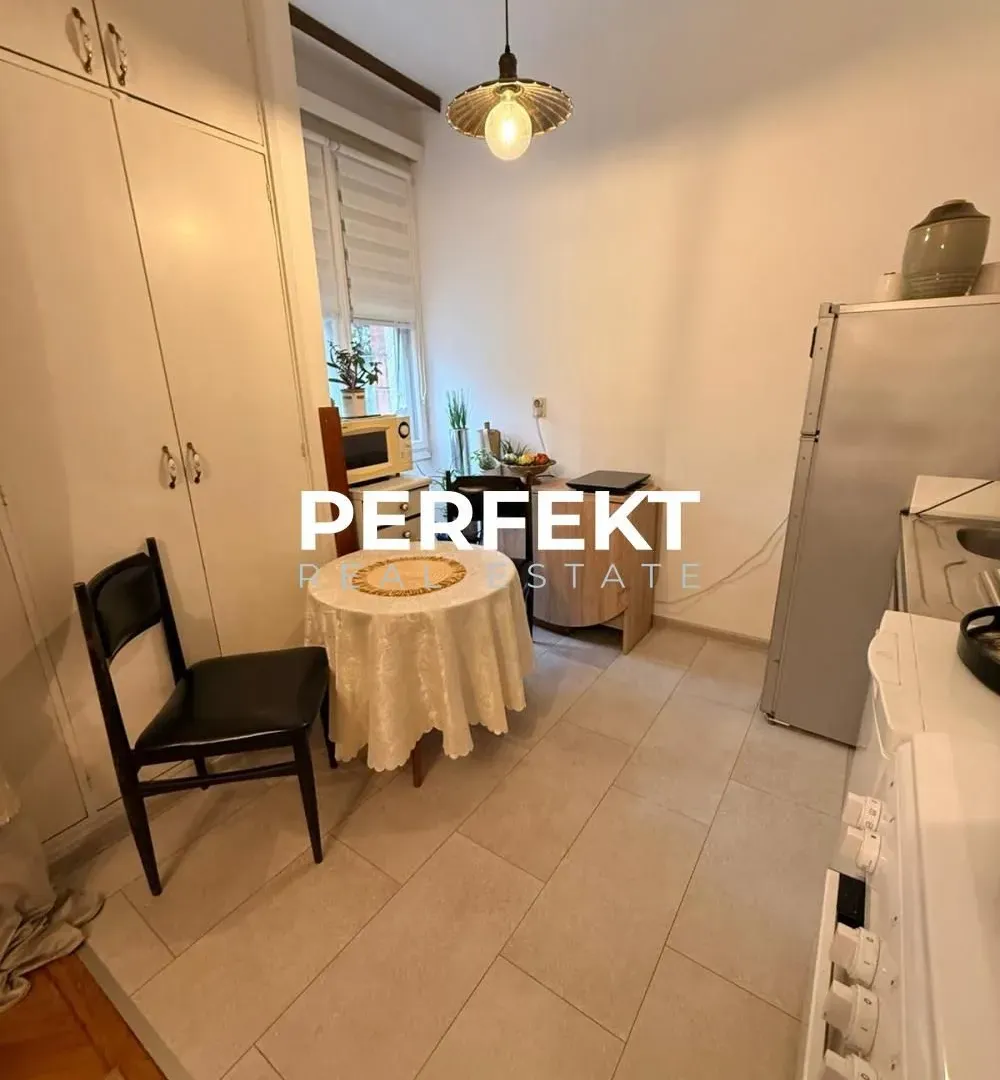 Prodaja, dvosoban stan, 42m², Bele Vode, Beograd