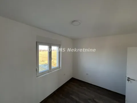 Prodaja, trosoban stan, 63m², Surčin, Beograd - image 10