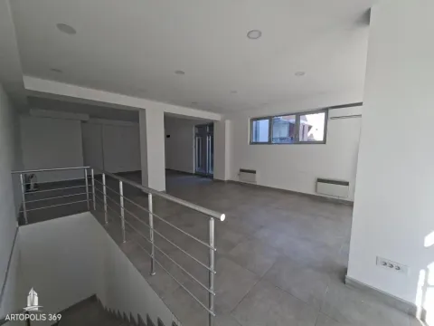 Prodaja, poslovni prostor, 117m², Cvetkova Pijaca, Zvezdara Sve Podlokacije - image 5