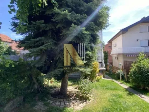 Prodaja, kuća, 223m², Sremska Kamenica, Petrovaradin - image 1