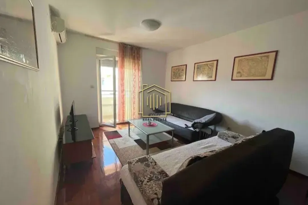 Izdavanje, jednosoban stan, 45m², Stari Aerodrom, Podgorica
