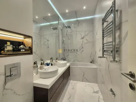 Prodaja, trosoban stan, 73m², Centar, Novi Sad - image 9