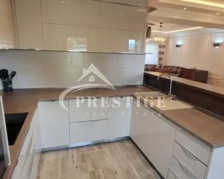 Izdavanje, kuća, 280m², Stara Varoš, Podgorica - image 5