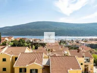 Prodaja, dvosoban stan, 70m², Đenovići, Herceg Novi - image 1